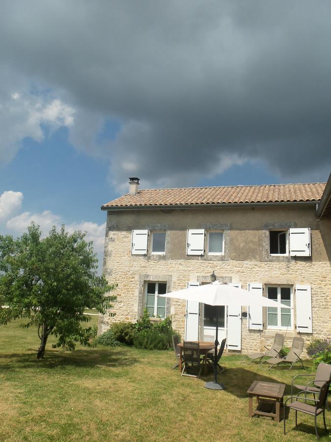 Charente Chambres D'Hotes - B&B Bernac  Exteriör bild